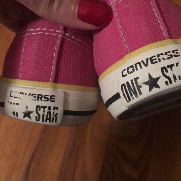 Hot pink converse one star slip on sneakers size 2 - Picture 2 of 5